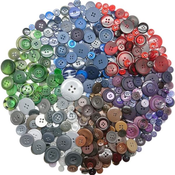 Colorful Round Resin Buttons: Ideal for DIY Crafts and Sewing